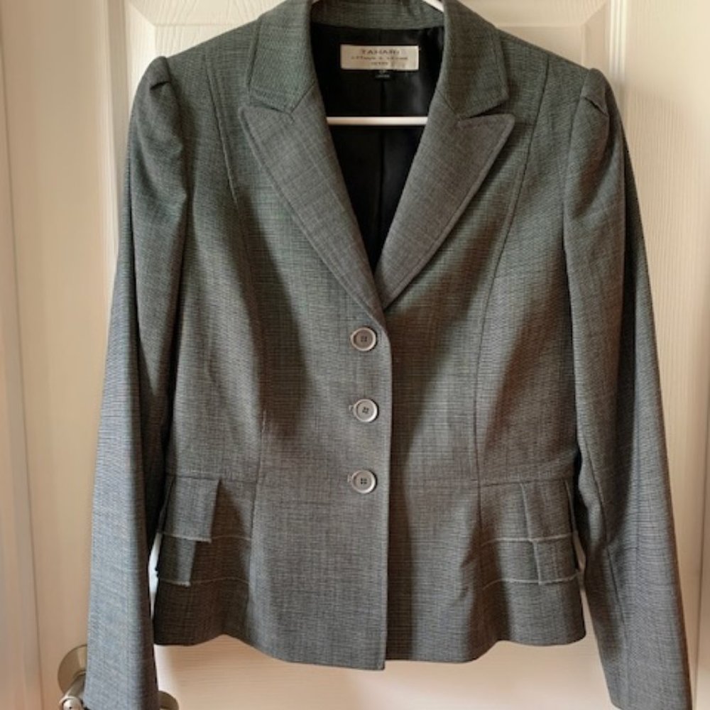 Tahari petite suit with skirt - flutter details